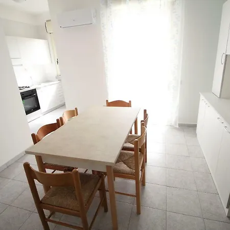 Rivabella D Apartamento